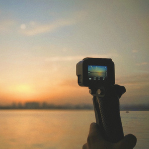 亚洲中文精品高清
